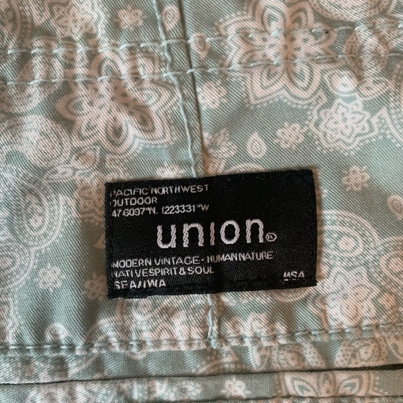 Union Mens Shorts - Picture 6 of 8